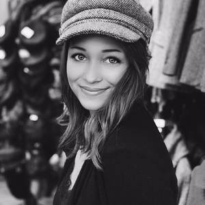 Meet your Posher, Danai